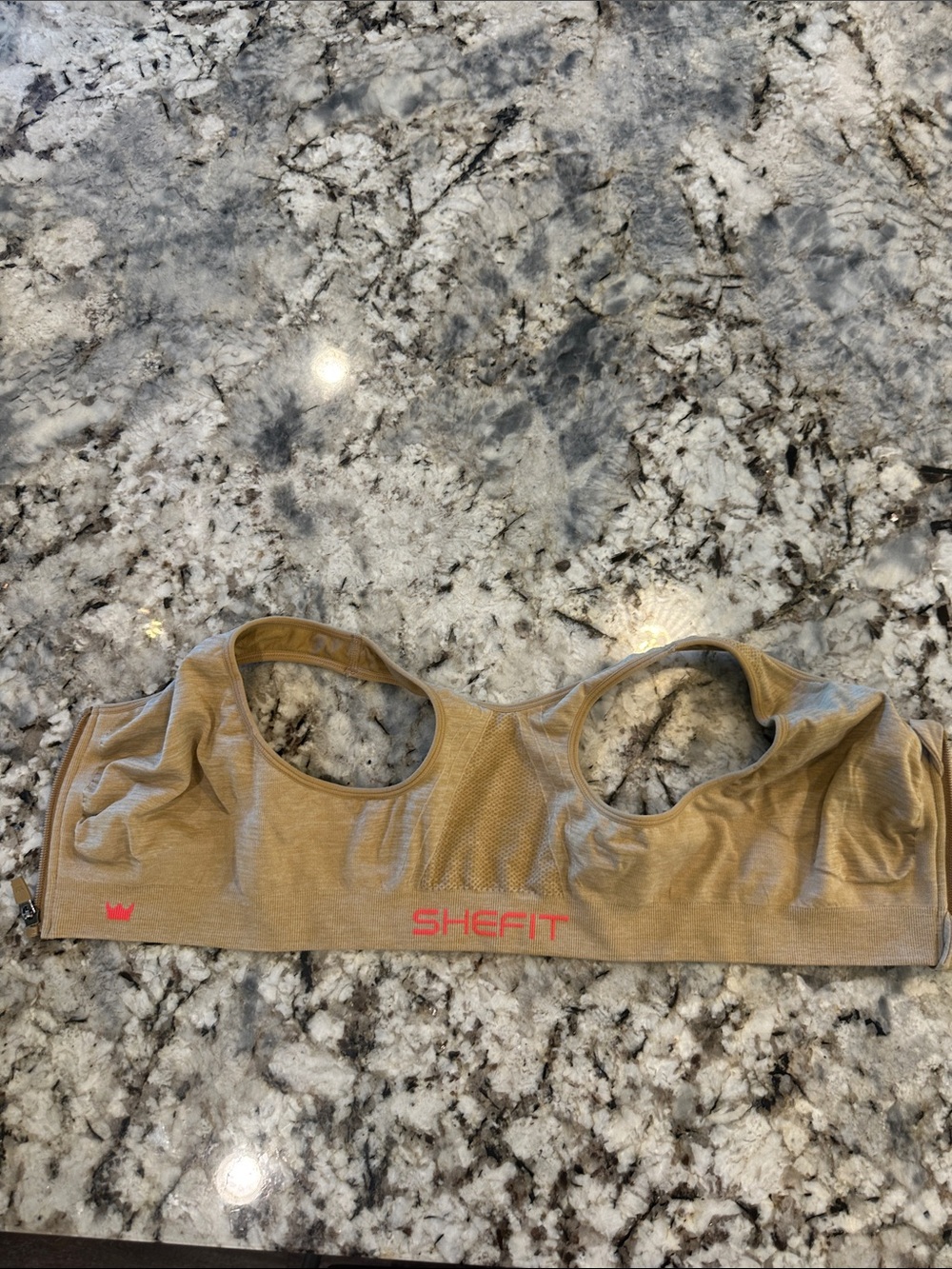 SHEFIT Lounge Bra M Honey Wheat Front Zip Wireless Comfort Athleisure Sporty - Picture 8 of 8